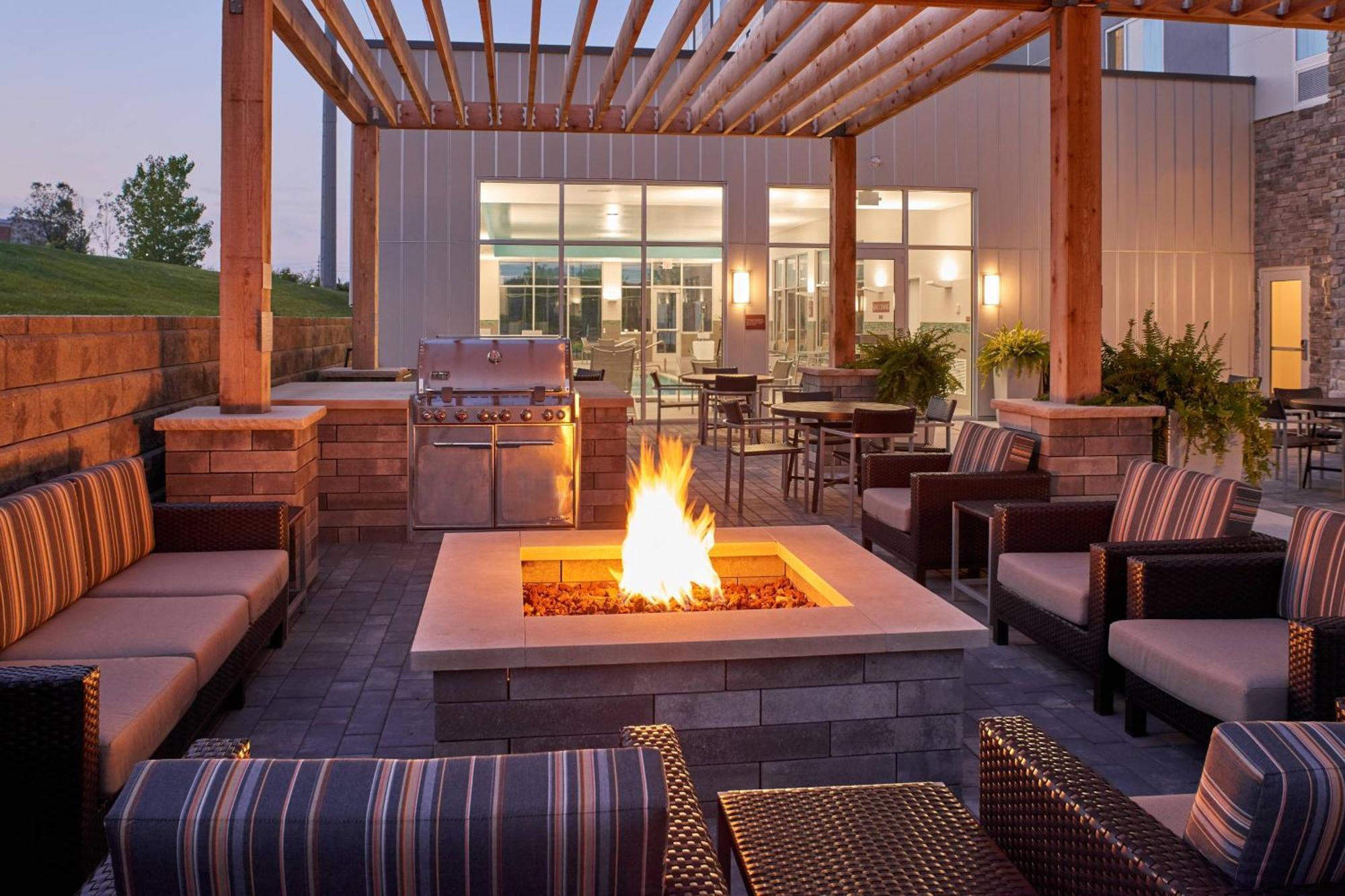 Towneplace Suites By Marriott Cleveland Solon Екстер'єр фото