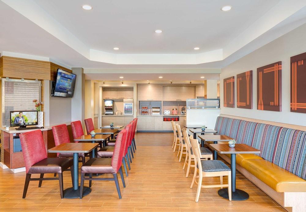 Towneplace Suites By Marriott Cleveland Solon Екстер'єр фото